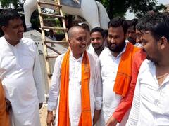 UP Politics: इटावा में बीजेपी ने बदला जिला अध्यक्ष, समाजवादी पार्टी ने ली चुटकी