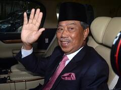 मलेशिया में सरकार गिरी, प्रधानमंत्री मोहिउद्दीन यासीन ने पद से दिया इस्तीफा 