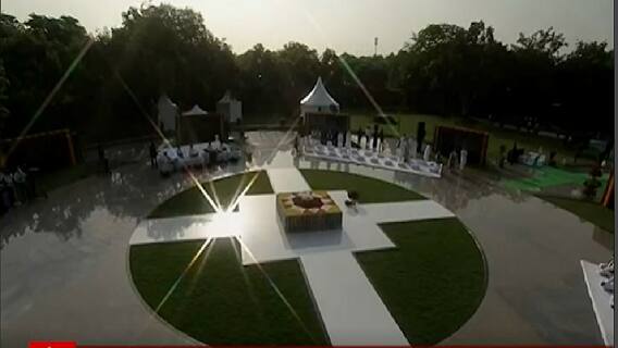 Atal Bihari Vajpayee यांच्या तिसऱ्या पुण्यतिथीनिमित्त पंतप्रधान मोदींसह अनेक नेत्यांकडून श्रद्धांजली