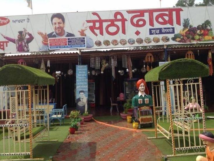 Dhaba owner arrested for insulting religious sentiments, 4 women nominated ਢਾਬਾ ਮਾਲਕ ਧਾਰਮਿਕ ਭਾਵਨਾਵਾਂ ਨੂੰ ਠੇਸ ਪਹੁੰਚਾਉਣ ਦੇ ਦੋਸ਼ 'ਚ ਗ੍ਰਿਫਤਾਰ, 4 ਔਰਤਾਂ ਵੀ ਨਾਮਜ਼ਦ 