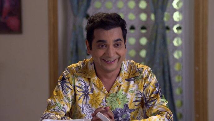 इंटरव्यू में उन्होंने बताया था कि उस वक्त वो 50 किलोमीटर पैदल चलकर अंधेरी आते थे और इंटरव्यू देते थे. और फिर वापस जाते थे. वो सबसे मुश्किलों भरा समय था लेकिन आज उसी मेहनत का फल सानंद वर्मा पर खूब बरस रहा है. आज वो हर किसी के चहेते हैं.