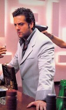 Bollywood Celebrities Update: শাহরুখ-সলমন থেকে রিয়া, বলিউডের যে তারকারা গ্রেফতার হয়েছেন এবং জেলেও থেকেছেন