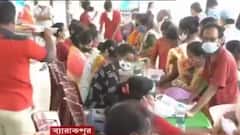 Lakshmir Bhandar Scheme: লক্ষ্মীর ভাণ্ডারের ফর্ম তোলা নিয়ে জেলায় জেলায় বিশৃঙ্খলার ছবি
