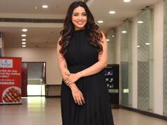 Actress Nivetha Pethuraj pics | என்னை தாண்டி போறவளே...- நிவேதா பெத்துராஜ்!