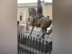 Pakistan News: पाक में कट्टरपंथियों के हौसले बुलंद, लाहौर किले में महाराजा रणजीत सिंह की मूर्ति तीसरी बार तोड़ी गई
