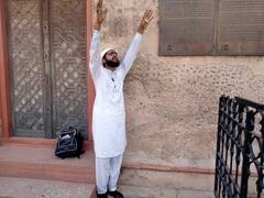 ਲਾਹੌਰ 'ਚ ਮਹਾਰਾਜਾ ਰਣਜੀਤ ਸਿੰਘ ਦੇ ਬੁੱਤ ਦੀ ਭੰਨ-ਤੋੜ, ਮੁਲਜ਼ਮ ਗ੍ਰਿਫਤਾਰ