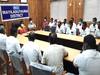 சுருக்குமடி வலையால் கிடுக்குப்பிடி- மயிலாடுதுறை ஆட்சியரை மாறி மாறி சந்திக்கும் மீனவர் குழுக்கள்...!