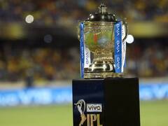 IPL 2021: आईपीएल के दूसरे फेज में मैदान पर हो सकती है फैंस की वापसी, Emirates Cricket Board ने दी जानकारी