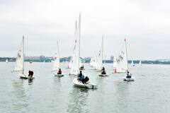 Sailing Week: మూడో రోజు అట్టహాసంగా హైదరాబాద్ సెయిలింగ్ వీక్ పోటీలు... స్టార్ ఆప్ ది డే గా మోహిత్ సైనీ