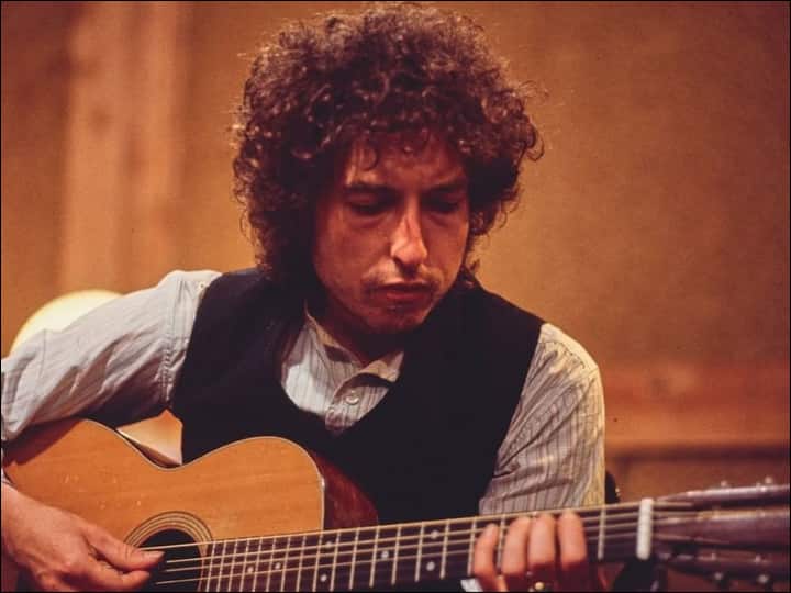 Bob Dylan Sued For Allegedly Sexually Abusing Minor In 1965, Lawsuit Filed In New York Court Bob Dylan Lands In Legal Trouble, Gets Sued For Allegedly Sexually Abusing Minor In 1960s