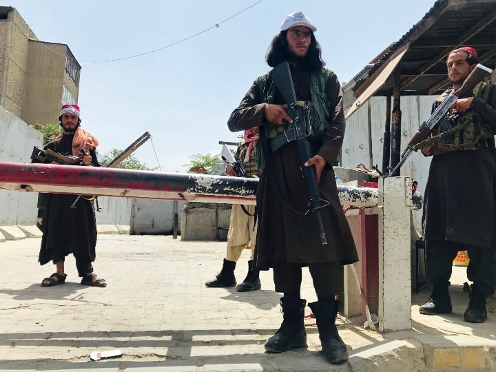 प्रतिबंधों का दौर: अमेरिका के बाद तालिबान को IMF का झटका, संसाधनों के इस्तेमाल पर लगाई रोक