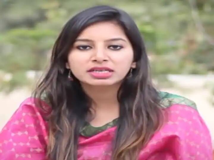 IAS Success Story Smart study is necessary to get success in civil services know important things from IAS Prerna Singh IAS Success Story: सिविल सेवा में सफलता प्राप्त करने के लिए स्मार्ट स्टडी जरूरी, जानें आईएएस Prerna Singh से जरूरी बातें