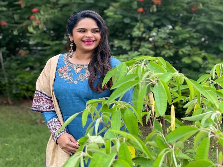 தற்போது அவருடைய தோழிகள் அனைவரும் இணைந்து பிரைடல் ஷவர் விழாவை நடத்தியுள்ளனர்.