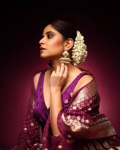 Sai Tamhankar चा ट्रेडिशनल अन् क्लासी अंदाज!