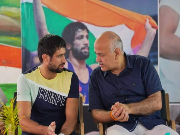 Delhi government names school after Tokyo Olympic silver medalist Ravi Dahiya Delhi government names school after Tokyo Olympic silver medalist Ravi Dahiya