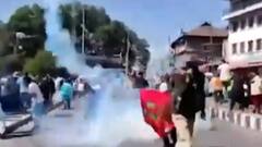 Srinagar में मोहर्रम के जुलूस को लेकर भारी बवाल