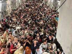 Afghanistan Viral Pics: ਜਾਨ ਬਚਾਉਣ ਲਈ ਇੱਕੋ ਜਹਾਜ਼ 'ਚ ਸਵਾਰ ਹੋ ਗਏ 600 ਯਾਤਰੀ, ਵੇਖੋ ਵਾਇਰਲ ਤਸਵੀਰਾਂ