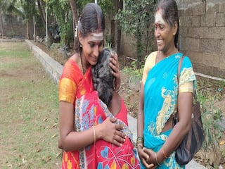 ABP Exclusive: அனைத்து துறைகளையும் போல பெண்கள் ஆன்மீகத்திலும் சாதிக்க வேண்டும்- பெண் ஓதுவார் சுஹாஞ்சனா...!
