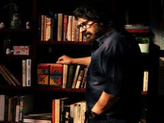 Malayalam Super Star Mammooty pics | போடா எல்லாம் விட்டுத் தள்ளு பழச எல்லாம் சுட்டுத் தள்ளு - மம்மூட்டி நியூ லுக்.