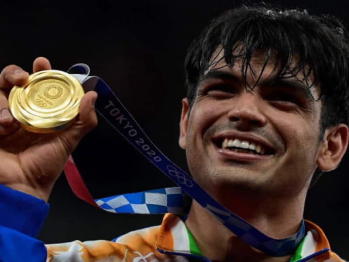 Tokyo Olympics Gold medalist Neeraj Chopra awarded Param Vashistha Seva Medal on Republic Day 2022 Olympic Gold Medalist Neeraj Chopra Honoured With Param Vashistha Seva Medal