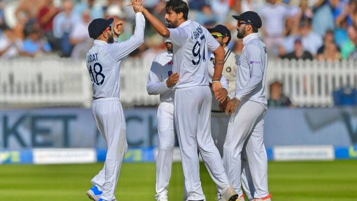 ইশান্ত ম্যাচে ৫ উইকেট নেন। দ্বিতীয় ইনিংসে ২ উইকেট নেন তিনি।