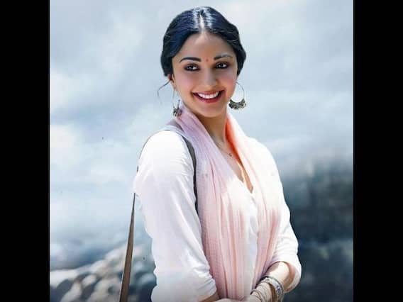 Ladki एक Looks अनेक: बोल्डनेस में सभी को पीछे छोड़ रही हैं Kiara Advani, एथनिक लुक में भी लग रहीं हैं बेहद खूबसूरत Ladki एक Looks अनेक: बोल्डनेस में सभी को पीछे छोड़ रही हैं Kiara Advani, एथनिक लुक में भी लग रहीं हैं बेहद खूबसूरत