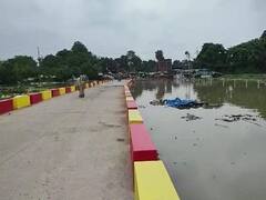Gorakhpur Flood: गोरखपुर में खतरे के निशान से ऊपर बह रही नदियां, दहशत में गांव वाले, NDRF अलर्ट