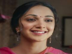 Actress kiara Advaani  | அலை அலையாக எனக்குள்ளே பாய்கிறாய்.. கியாரா அத்வானி க்ளிக்ஸ்..!