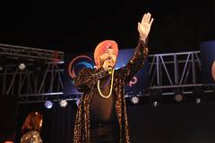 Daler Mehndi Birthday : एकाहून एक हिट गाणी देणाऱ्या दलेर मेहंदींच्या नावाचा अजब किस्सा, डाकूच्या नावावरुन ठेवलं नाव