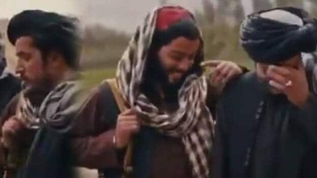 Taliban fighters break into laughter when asked if Afghans can vote for women politicians | WATCH VIDEO Taliban Fighters Laugh: ਰਾਜਨੀਤੀ 'ਚ ਔਰਤਾਂ ਦੀ ਭਾਗੀਦਾਰੀ ਦੇ ਸਵਾਲ 'ਤੇ ਤਾਲਿਬਾਨ ਲੜਾਕੂਆਂ ਨੂੰ ਆਇਆ ਹਾਸਾ, ਵੇਖੋ ਵੀਡੀਓ