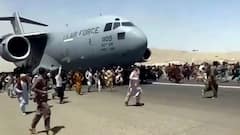 Afghanistan Crisis : দেশ ছাড়ার মরিয়া চেষ্টা, কাবুল ফেরত মার্কিন বিমানের চাকায় মিলল মানুষের দেহাংশ|Bangla News