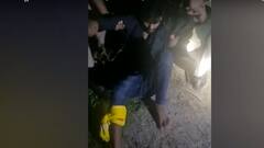 UP: Azamgarh में Police और बदमाशों के बीच मुठभेड़, 25 हजार का इनामी घायल | ABP Ganga Hindi