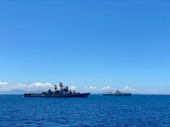 Maritime Exercise: దక్షిణ చైనా సముద్రంలో INS రణవిజయ్ అద్భుత విన్యాసాలు