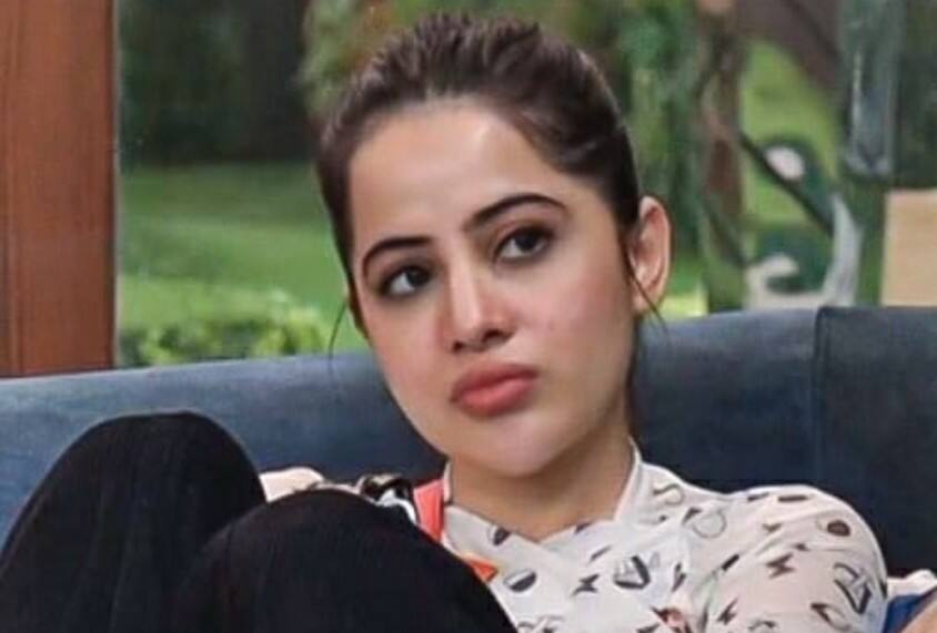 Bigg Boss OTT: घर से बाहर आने के बाद उर्फी जावेद ने दी आग लगाने की धमकी, बोलीं- खून के आंसू रुलाऊंगी, पॉटी भी करेंगे तो पछताएंगे Urfi Javed goes angry post elimination from Bigg Boss OTT Threatens to fire the house Bigg Boss OTT: घर से बाहर आने के बाद उर्फी जावेद ने दी आग लगाने की धमकी, बोलीं- खून के आंसू रुलाऊंगी, पॉटी भी करेंगे तो पछताएंगे