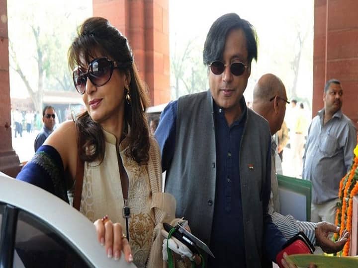 Shashi Tharoor Cleared Of Charges By Delhi Court in Sunanda Pushkar Case शशि थरूर को बड़ी राहत, सुनंदा पुष्कर मौत मामले में दिल्ली की अदालत ने आरोप मुक्त किया