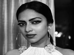 Actress Amalapaul  pics | உன்ன பாக்காமலே, ஒன்னும் பேசாமலே : அமலா பால் போட்டோ ஆல்பம்