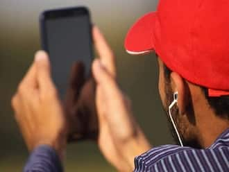 Kolkata Fake Call Center Racket Busted In Saltlake, 12 Arrested Fake Call Center : ভুয়ো কল সেন্টার খুলে বিদেশি নাগরিকদের লক্ষ লক্ষ টাকা প্রতারণা ! গ্যাং পাকড়াও বিধাননগরে