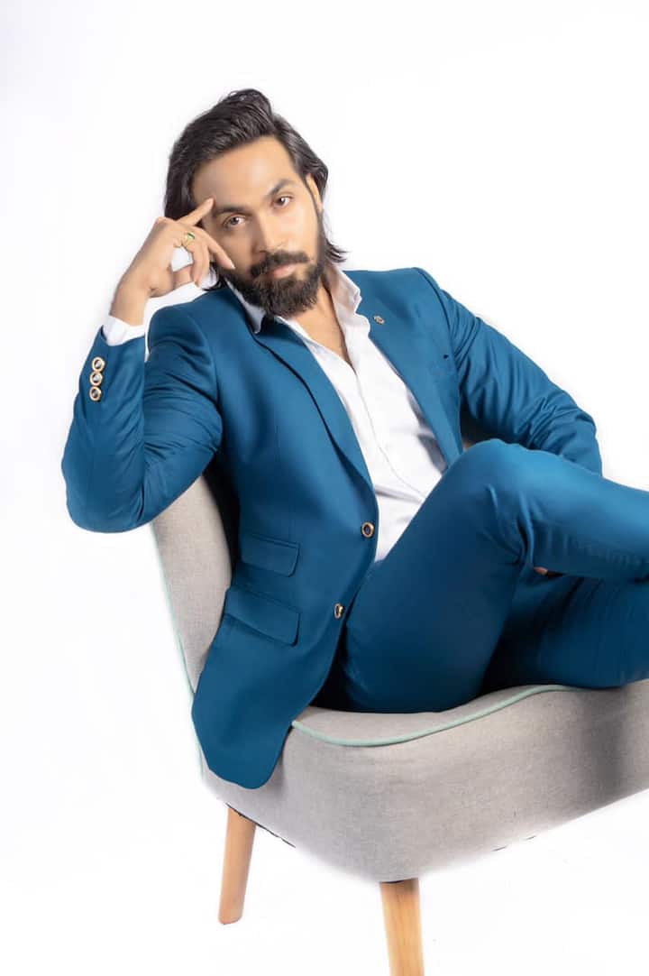 బిగ్బాస్లోకి టాలీవుడ్ నటుడు మానస్ నాగులపల్లి వెళ్లనున్నట్లు తెలుస్తోంది. ‘క్షీర సాగర మథనం’ అనే సినిమాలో లీడ్ రోల్లో నటిస్తున్నాడు.