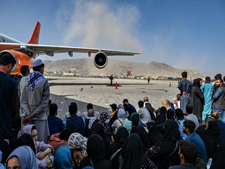 Afghanistan Crisis: Taliban Urge Crowd Outside Kabul Airport To Return Home As Residents Told Not To Gather Without Travel Documents Taliban Urge Afghan Crowd Outside Kabul Airport To Return Home: Report