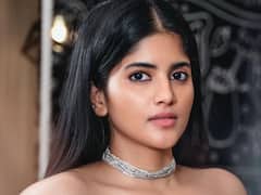 Megha Akash: మేఘా ఆకాష్ స్టన్నింగ్ ఫొటోలు: అందాల ‘మేఘా’.. అలా ఉరిమి ఉరిమి చూడమాకు!