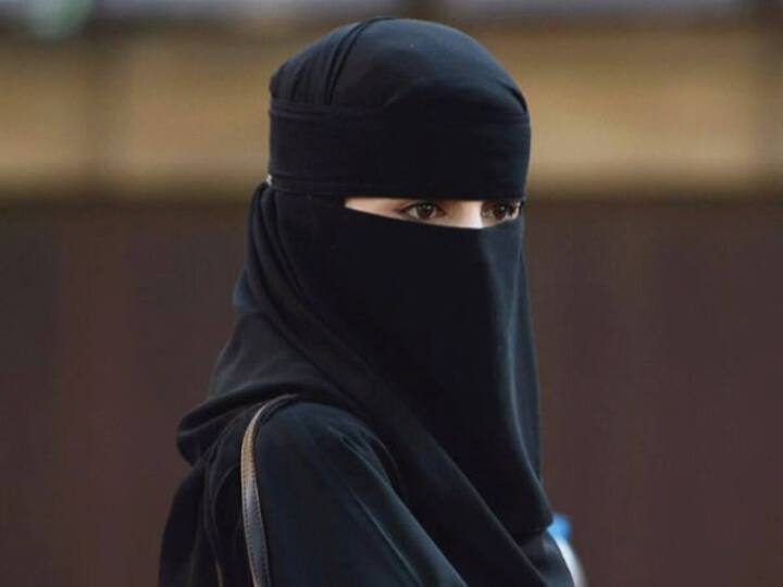 UP police filed Case against Saudi husband who divorced his wife by saying triple talaq on the phone Triple Talaq: சவுதியில் இருந்து மனைவிக்கு போனில் ‛தலாக்’ : உ.பி., போலீஸ் வழக்கு பதிவு!