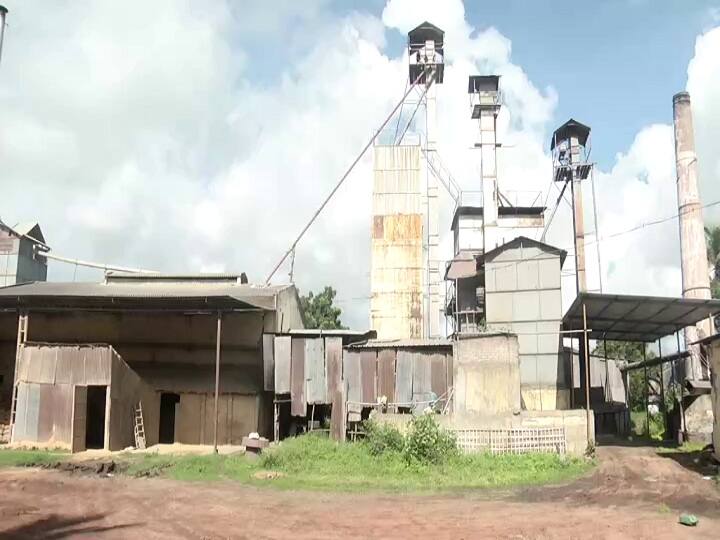 Complaint that ground water is being polluted by the sewage coming out of the rice mill in Thiruvarur திருவாரூரில் அரிசி ஆலையில் இருந்து வெளியேறும் கழிவுநீரால் நிலத்தடி நீர் மாசுபடுவதாக புகார்...!