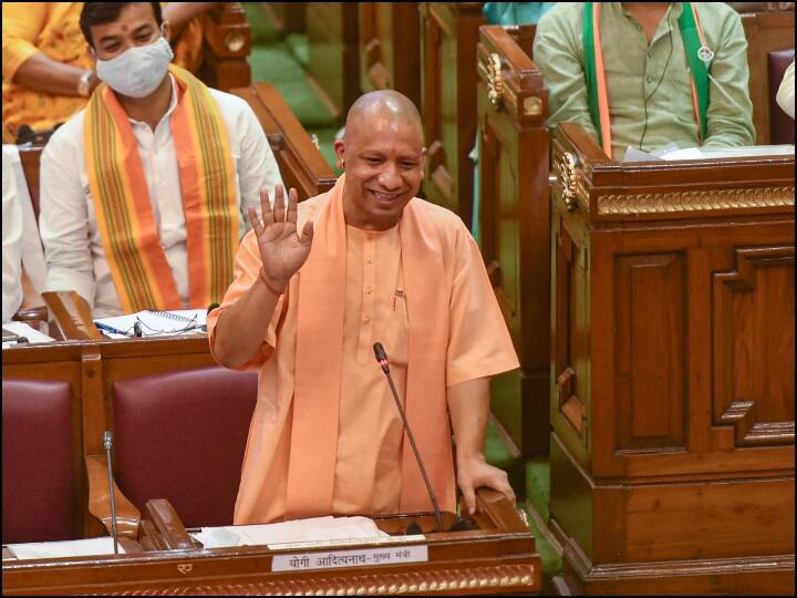 CM Yogi Adityanath Approves Increased DA in Uttar Pradesh DA Increase in UP: 28 लाख कर्मचारियों और पेंशन धारकों के लिए खुशखबरी, 11 फीसदी DA के प्रस्ताव को मंजूरी