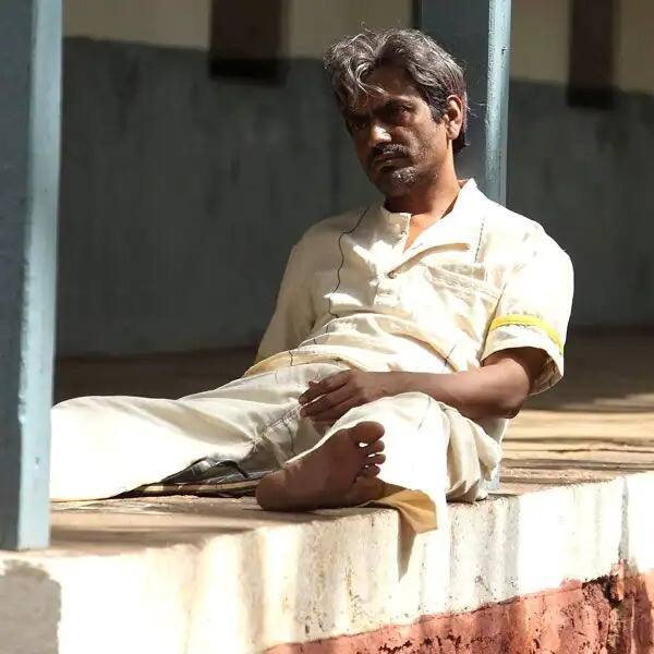 वरुण धवन स्टारर फिल्म बदलापुर में नवाजुद्दीन सिद्दीकी की एक्टिंग के लिए उन्हें दर्शकों से खूब सराहना मिली.