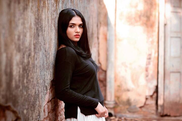 ‘రాజ రాజ చోర’ హీరోయిన్ సునయనా ఫొటోలు