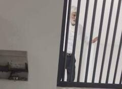 ਪੰਜਾਬ ਦੇ ਸਾਬਕਾ ਡੀਜੀਪੀ ਸੁਮੇਧ ਸੈਣੀ ਕਾਨੂੰਨ ਦੇ ਸ਼ਿਕੰਜੇ 'ਚ, ਜੇਲ ਅੰਦਰ ਦੀਆਂ ਤਸਵੀਰਾਂ ਆਈਆਂ ਸਾਹਮਣੇ