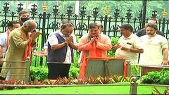 Jan Ashirwad Yatra : केंद्रीय मंत्री Narayan Rane यांच्याकडून बाळासाहेबांच्या स्मृतीस्थळाला अभिवादन