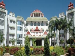 மைசூருவில் உள்ள கல்வெட்டுகளை சென்னைக்கு மாற்ற நீதிமன்றம் உத்தரவு