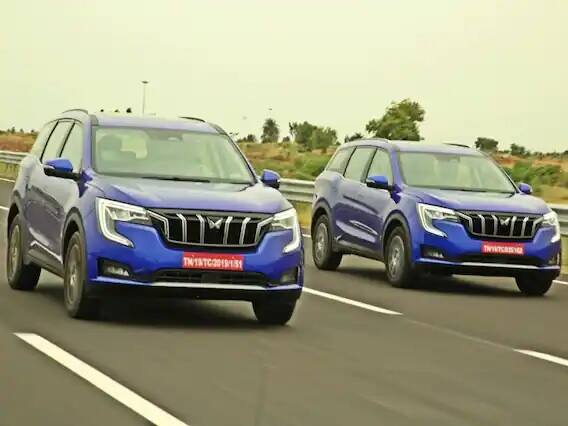 ਮਹਿੰਦਰਾ (Mahindra) ਨੇ ਆਪਣੀ ਚਿਰਾਂ ਤੋਂ ਉਡੀਕੀ ਜਾ ਰਹੀ ਗੱਡੀ XUV700 ਦਾ ਖੁਲਾਸਾ ਕਰ ਦਿੱਤਾ ਹੈ। XUV700 ਹੁਣ ਤੱਕ ਦੀ ਸਭ ਤੋਂ ਪ੍ਰੀਮੀਅਮ SUV ਹੈ। ਇਹ ਨਵੇਂ ਲੋਗੋ ਦੇ ਨਾਲ ਐਸਯੂਵੀ ਰੇਂਜ ਦਾ ਪਹਿਲਾ ਉਤਪਾਦ ਹੈ। XUV700 ਦੀ ਲੰਬੇ ਸਮੇਂ ਤੋਂ ਉਡੀਕ ਕੀਤੀ ਜਾ ਰਹੀ ਸੀ ਪਰ ਇਸ ਕਾਰ ਦੀ ਕੀਮਤ 11.99 ਲੱਖ ਤੋਂ ਸ਼ੁਰੂ ਹੋਣ ਜਾ ਰਹੀ ਹੈ, ਜਿਸ ਨੇ ਵੱਡੇ ਪੱਧਰ 'ਤੇ ਲੋਕਾਂ ਦਾ ਧਿਆਨ ਆਪਣੇ ਵੱਲ ਖਿੱਚਿਆ ਹੈ।