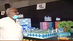 Bengal Politics: ঝুলনে সরকারি প্রকল্পের প্রচার, বিজেপি-তৃণমূল টানাপড়েন । Bangla News